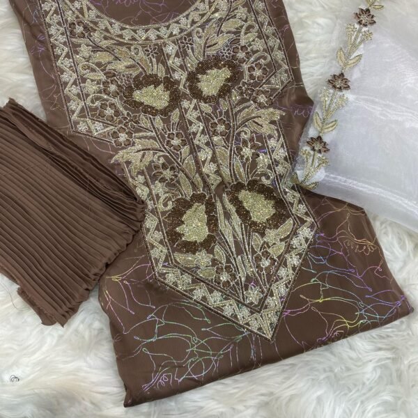 ثوب عربي - بني