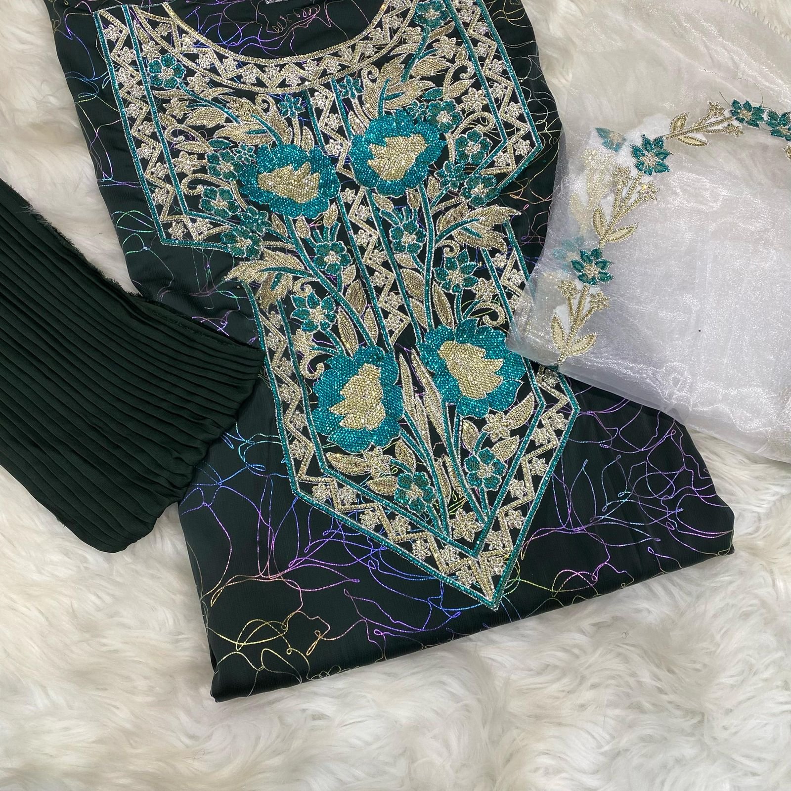 ثوب عربي - أخضر