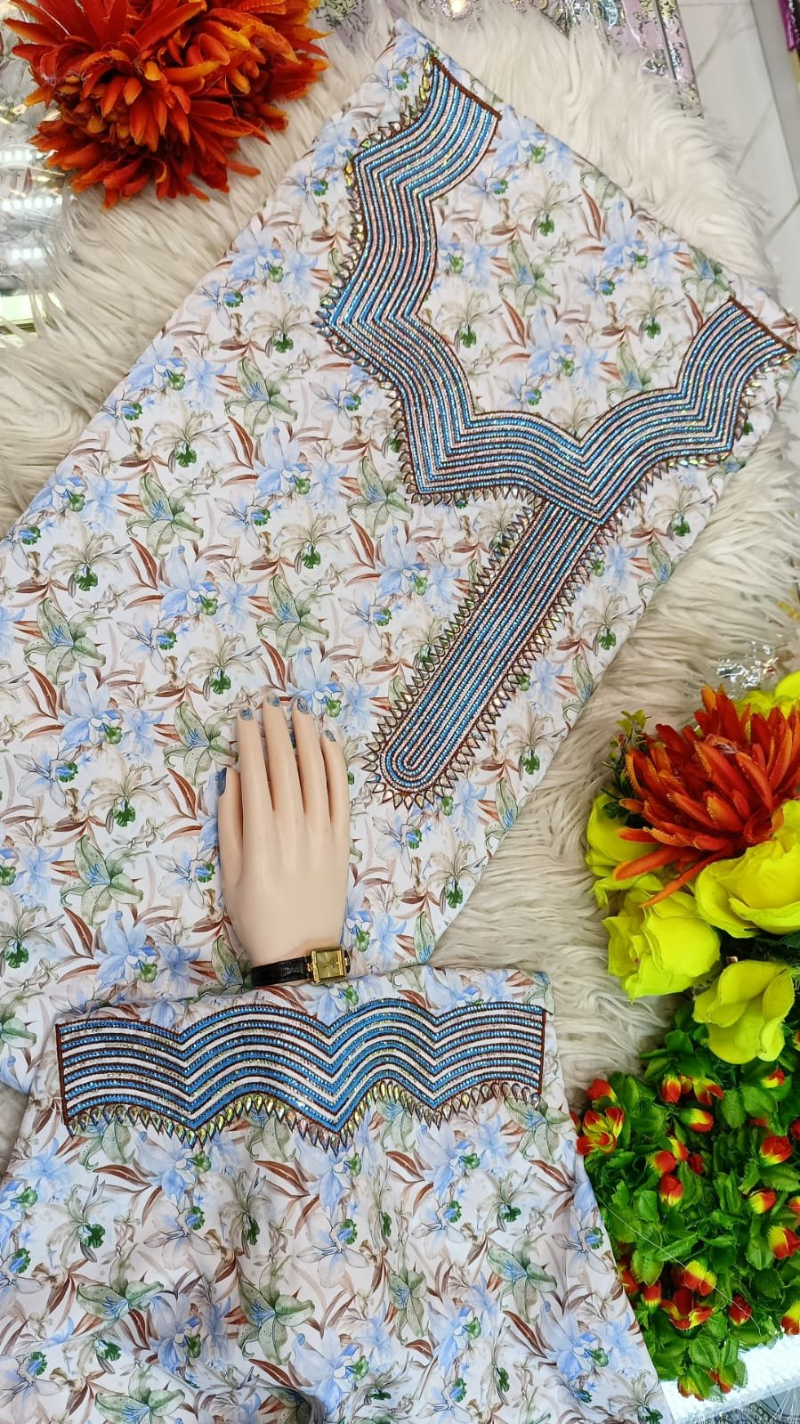 مخاوير ناعمة للبيت و لرمضان حرير إيطالي أزرق